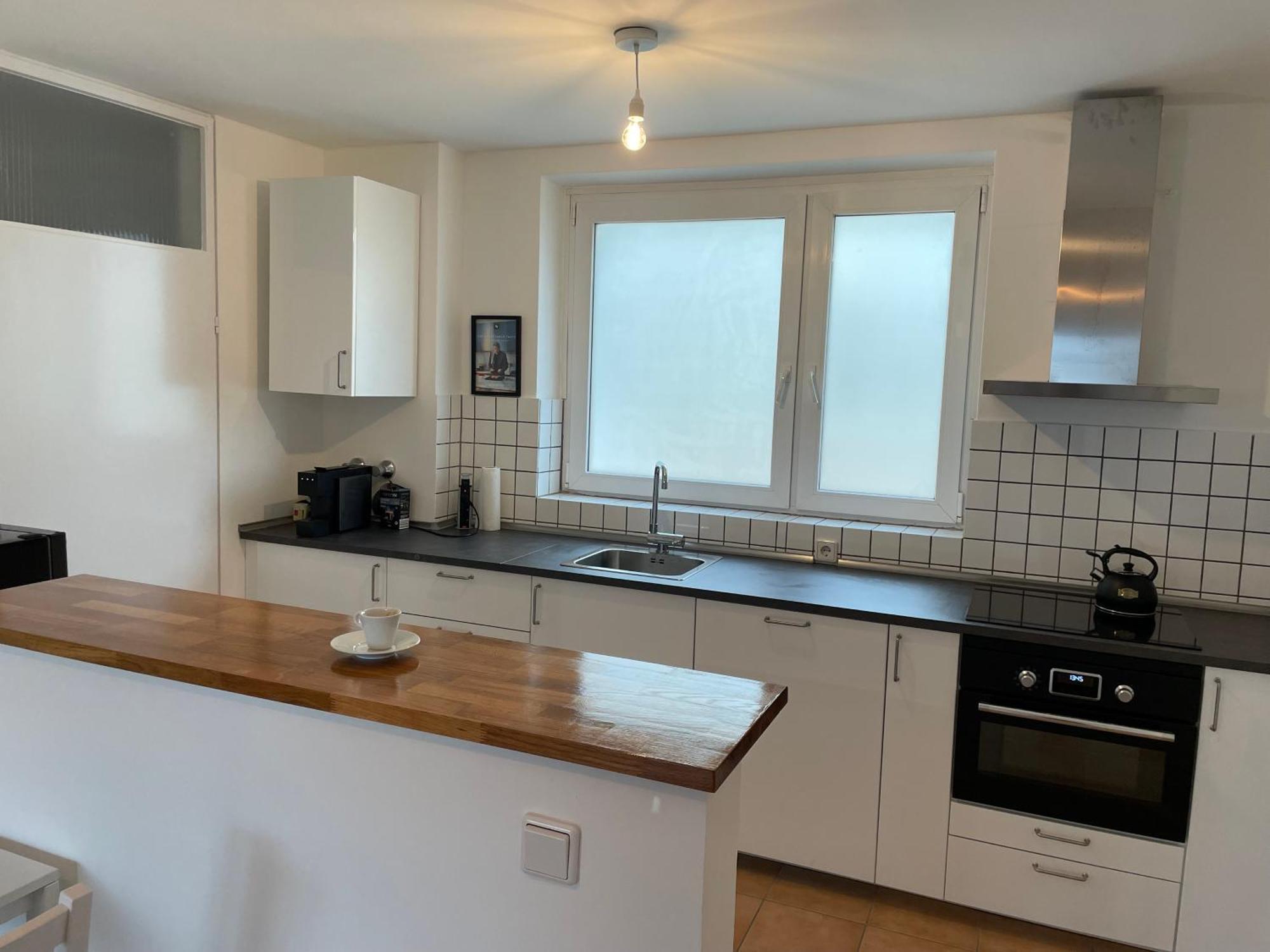 Wohnen Auf Zeit In Mainz, Grosse, Helle Wohnung, Uni Nah Apartment