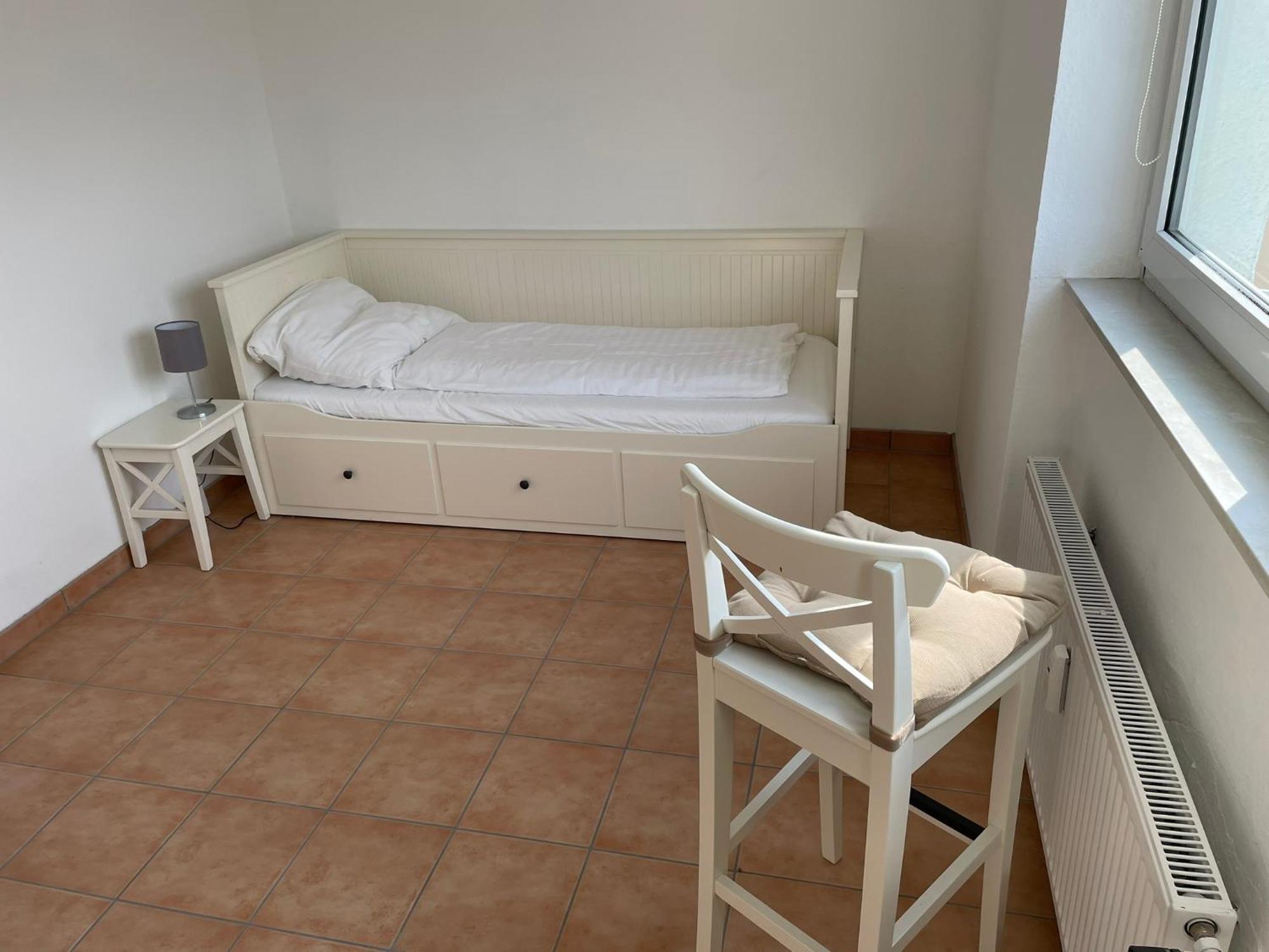 Apartment Wohnen Auf Zeit In Mainz, Grosse, Helle Wohnung, Uni Nah *